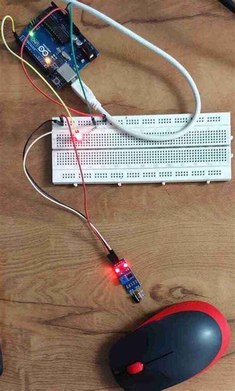 Arduino IR Sensor How to Read Data 的图像结果