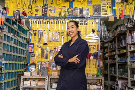 Young Business Person 的图像结果