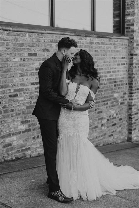 Historic 1625 Bridal Portrait Photos - kaylaaesparza.com