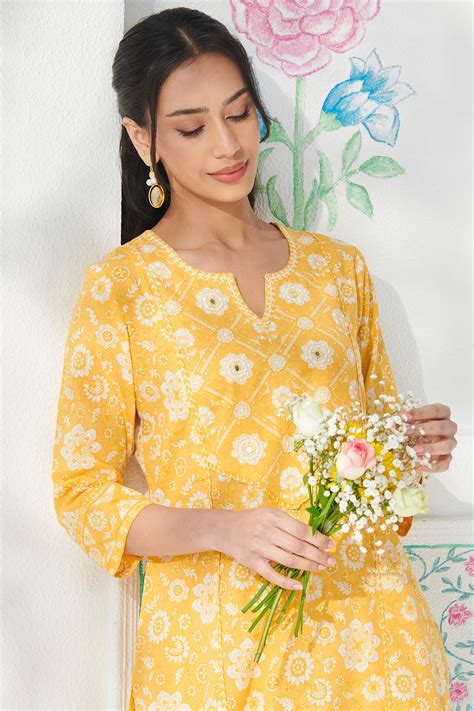 Buy Gulbahar Simran Sanganeri Block Print Kurta | Farida Gupta – Farida ...