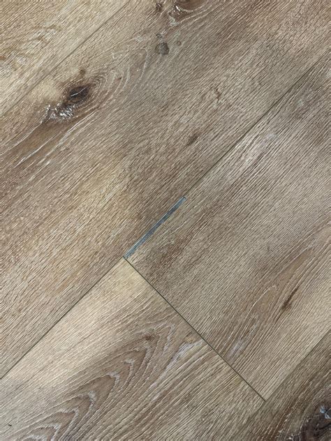 Repairing chip in vinyl wood flooring? : r/Flooring