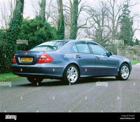 2003 Mercedes Benz E320 cdi Avantgarde Stock Photo - Alamy
