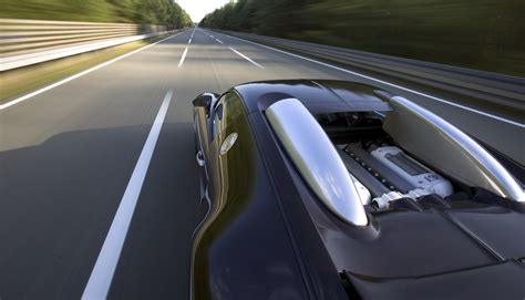 It’s Been 15 Years Since The Bugatti Veyron Smashed The 400 Km/h Barrier | Carscoops