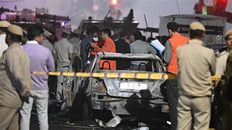 Delhi Blast: ఎర్రకోట పార్కింగ్‌లో బాంబు తయారు ? దర్యాప్తులో వెలుగులోకి ...