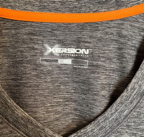Xersion Performance Size M Gray Active Activewear V-neck Tee Top T-Shirt | eBay