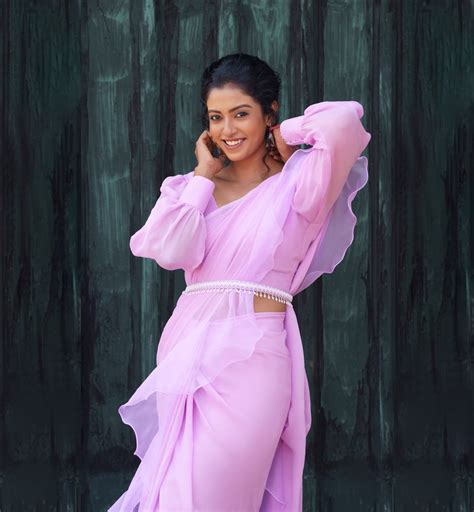 Lilac Georgette Ruffle Saree With Belt – YoshnasByEla