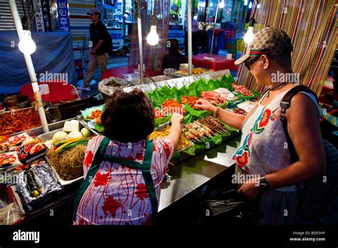 Outdoor Market 的图像结果