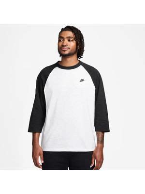 Buy Nike Sportswear Club Men's 3/4-Sleeve Raglan Top Online | Nike India
