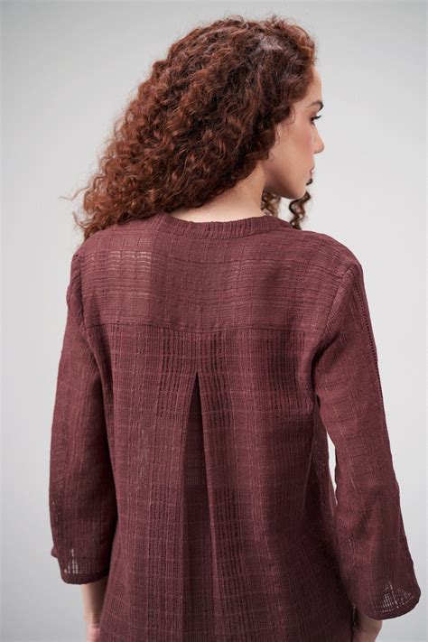 Buy Deep Rosewood Split Neck Cotton Top for Women | House SAVA – Sava