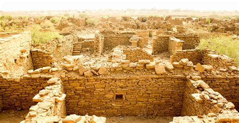 Jaisalmer Tourism, Places to Visit in Jaisalmer, Fort Rajwada, Brys ...