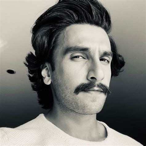 Ranveer Singh Dyes Half His Hair In Gold, Makes Blonde Highlights ...