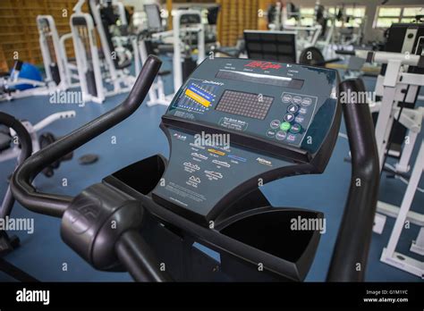 Sport Equipment in Gym 的图像结果