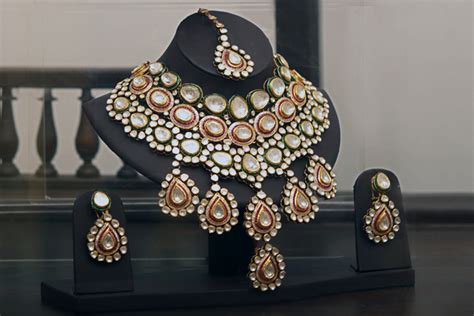 Jadau jewellery set