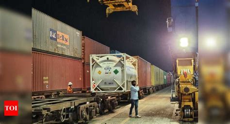 Covid-19: Western Railway sends two more Oxygen Express trains from ...