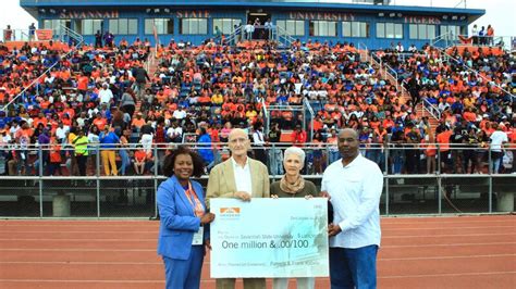 Family donates $1 million for scholarships during Savannah State homecoming