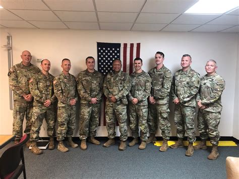 Nebraska Army instructor first in state to receive master badge ...