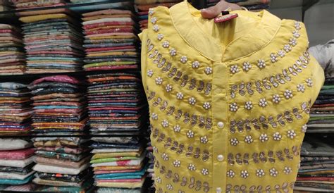 Let The Tradition On Indian Ethnic Wear Live On At Parampara In Aundh ...
