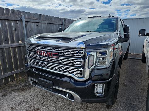 2021 GMC Sierra 2500HD Denali at Mitchell Buick GMC - Research - GrooveCar