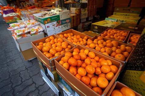 卖橘子高清图片下载_红动中国