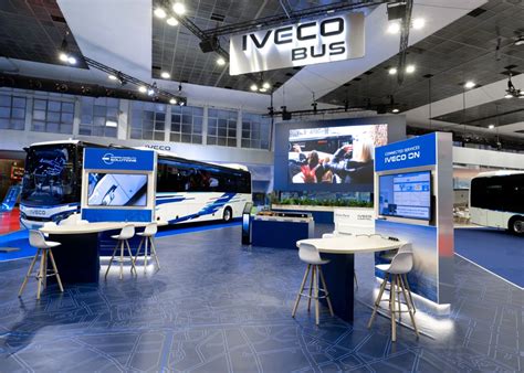 Iveco Bus debuts eDaily Low Entry and G-WAY Midibus at Busworld Europe 2025