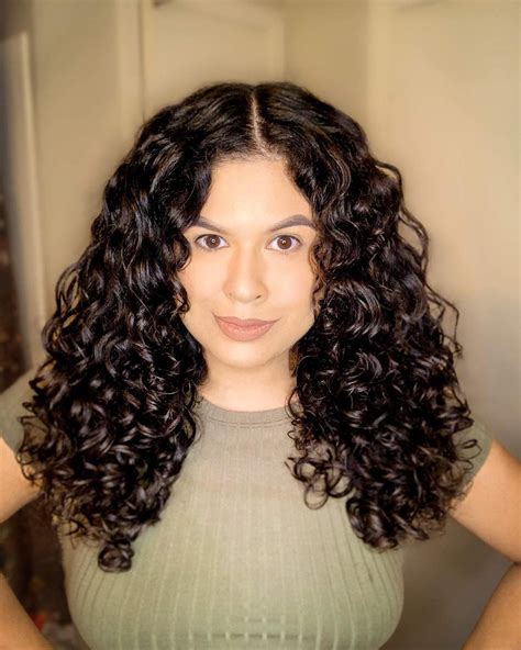 What Is Type 2c Hair and Hair Care Tips?