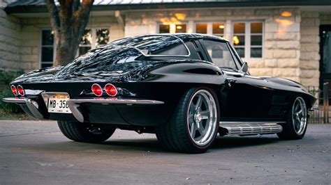 Shiny Black 1963 Split-Window C2 Corvette Needs New Owner, $200k Already Offered for It ...