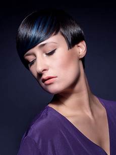 How To Shiny Black Hair by Slick And Shiny Black Hair With A Bright Blue Line How To Shiny Black Hair