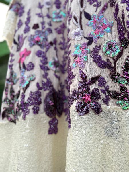 Offwhite Purple Knit Velvet – Sanjanas