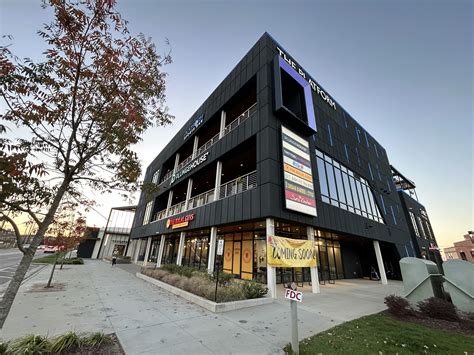 Massive sports bar with 40-foot TV wall and rooftop patio opening in ...