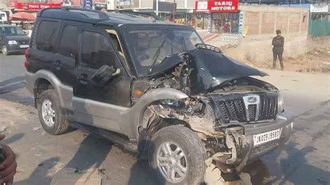 PDP chief Mehbooba Mufti survives car accident in Anantnag, Kashmir