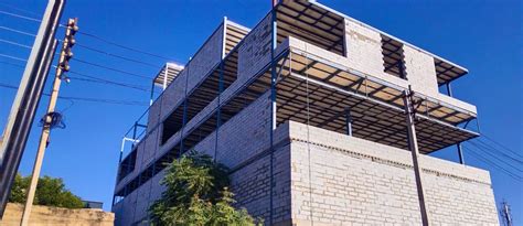 Pre Engineering Building 的图像结果