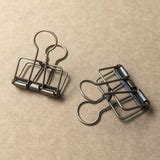 Paper Clips – The Black Canvas