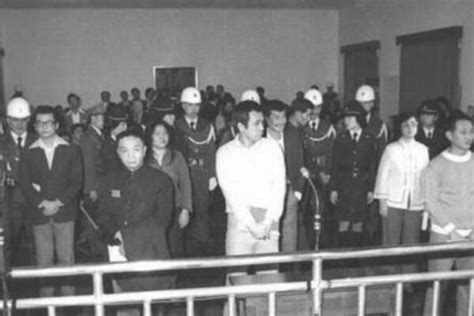 1979年12月10日台湾高雄发生《美丽岛》事件 - 历史上的今天