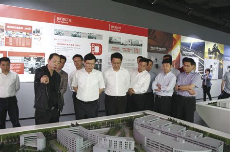 温州代市长徐立毅来集团调研时希望德力西在地方经济和行业发展方面发挥引领示范作用-北京京德来电气有限公司