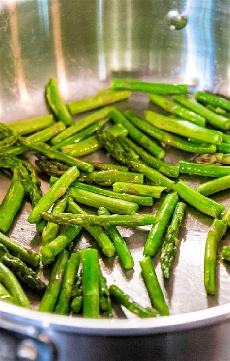 Asparagus In Pan On Grill at Frank Hudson blog