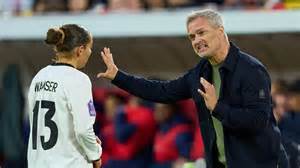 So reich war Adolf Hitler: Das unvorstellbare Vermögen des Nazi-"Führers"