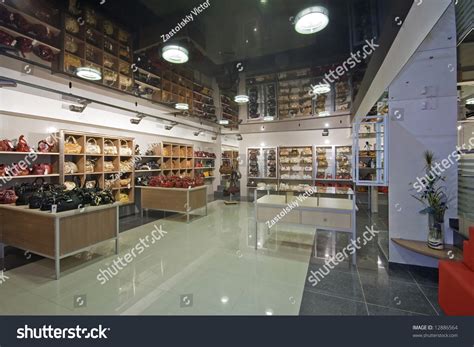 Shop Interior 的图像结果