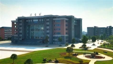 桂林理工大学是几本，是一本还是二本大学？