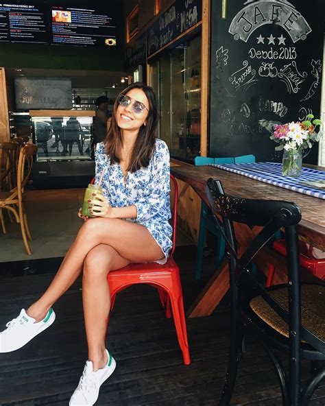 Gabriela Lobo (@gab.lobo) • Fotos e vídeos do Instagram | Looks, Foto e video, Fotos