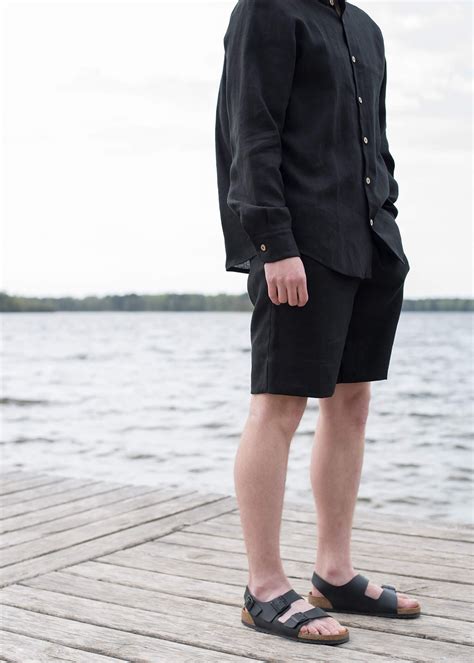 Black linen shorts for men LIAM / Casual linen shorts - Wavy Linen