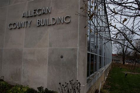 Mexican worker discriminated against at Holland poultry farm, lawsuit ...