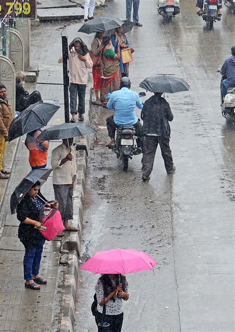 High alert for heavy rains issued in Karnataka for week ahead; all DCs ...
