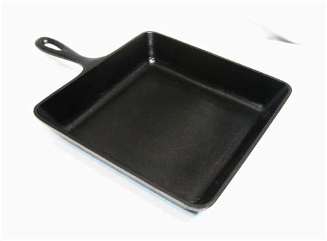 Large Vintage #8 D Lodge SQSK Cast Iron Skillet, 14 1/4" Long, 9 3/4 ...