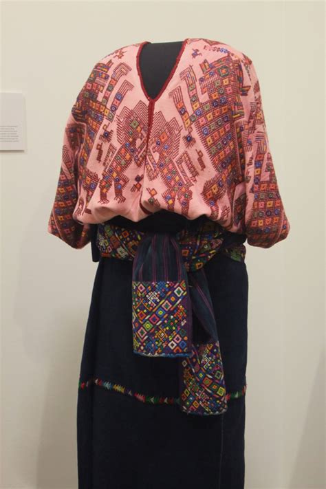 Maya Textiles 的图像结果