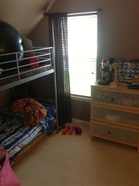 Small Bonded Computer Room 的图像结果