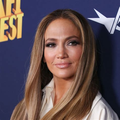 Christina Aguilera Shows Off Her 40-Lb Weight Loss And Reveals ‘I No ...