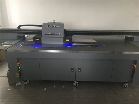 NC-UV0406 (第四代）-小型UV平板打印机-四川志程印艺科技有限公司