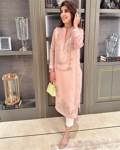 Malik Luxe Edit ¢23 - 31 – Nainpreet - The Collective