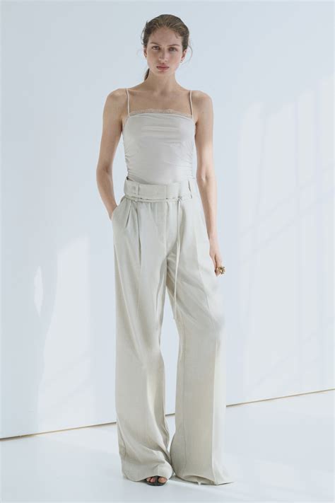 Women's White Lace-trimmed strappy top | H&M IN