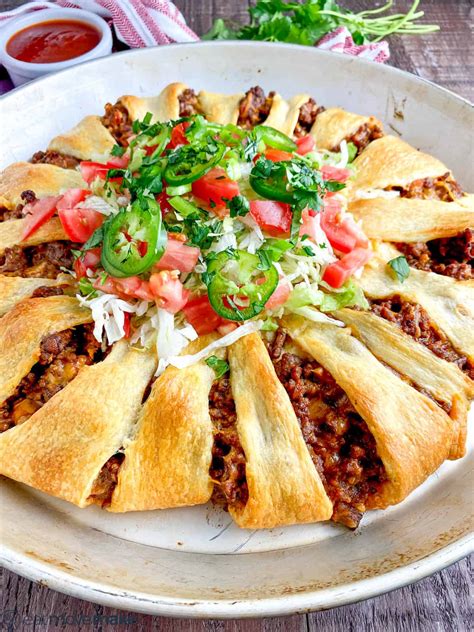 Taco Crescent Ring - Eat Move Make